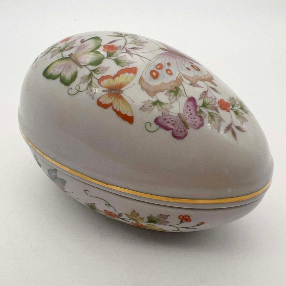 Vintage‎ Avon 1974 Porcelain Egg Trinket Box Butterfly Floral 22K Gold Trim